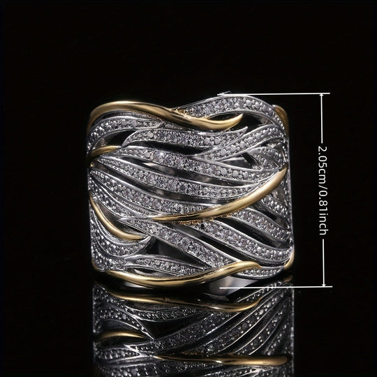 Eleganter mehrlagiger gedrehter Ring