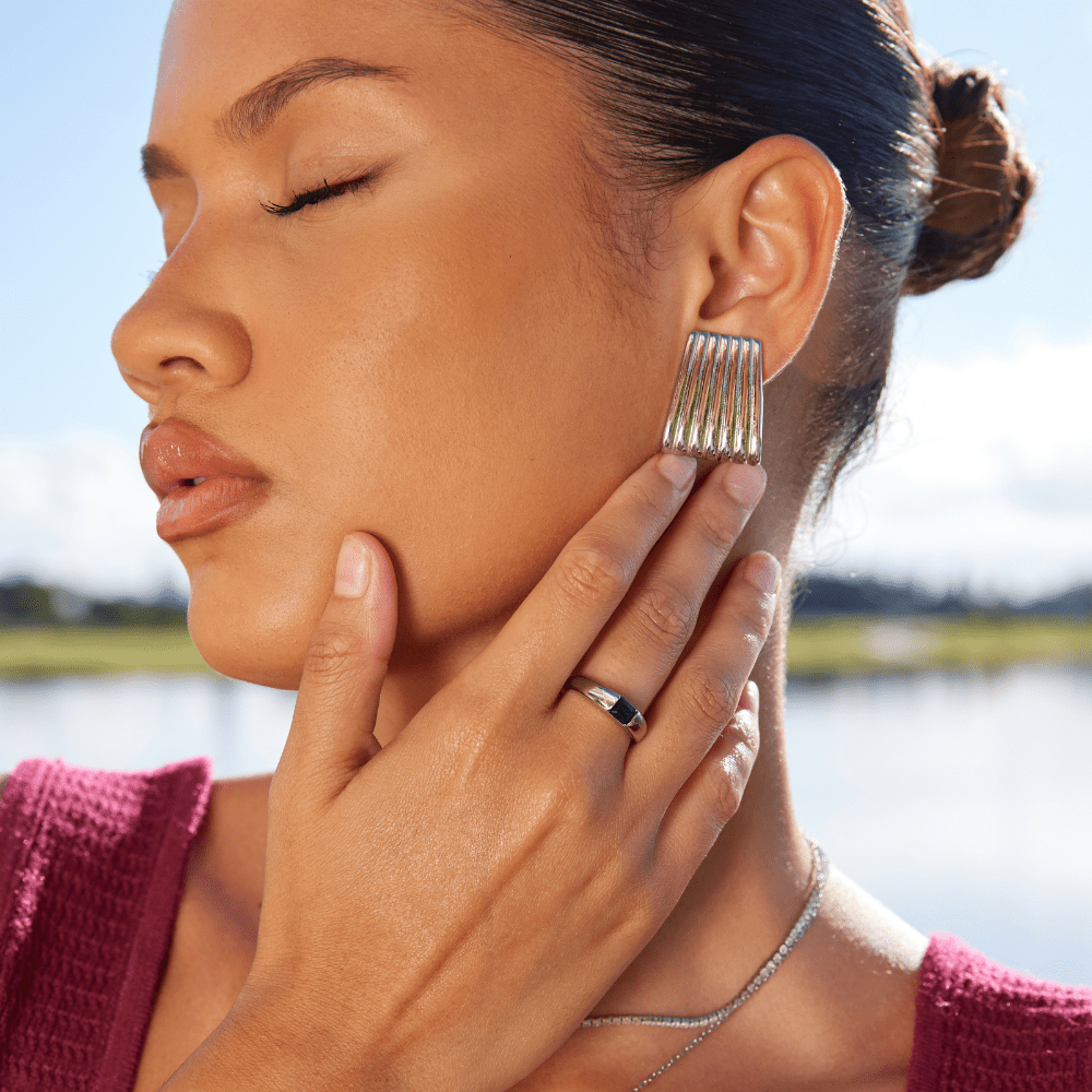 Ring Ember rhodiniert mit Smaragd